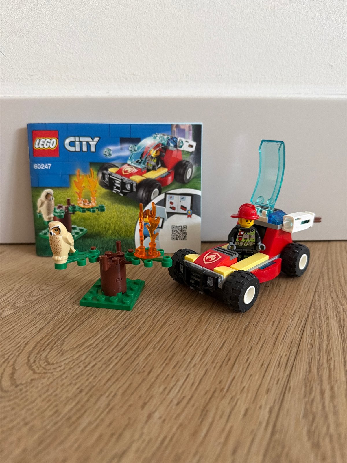 LEGO City 60247 Brandweerbosbrand compleet, Ophalen of Verzenden, Gebruikt