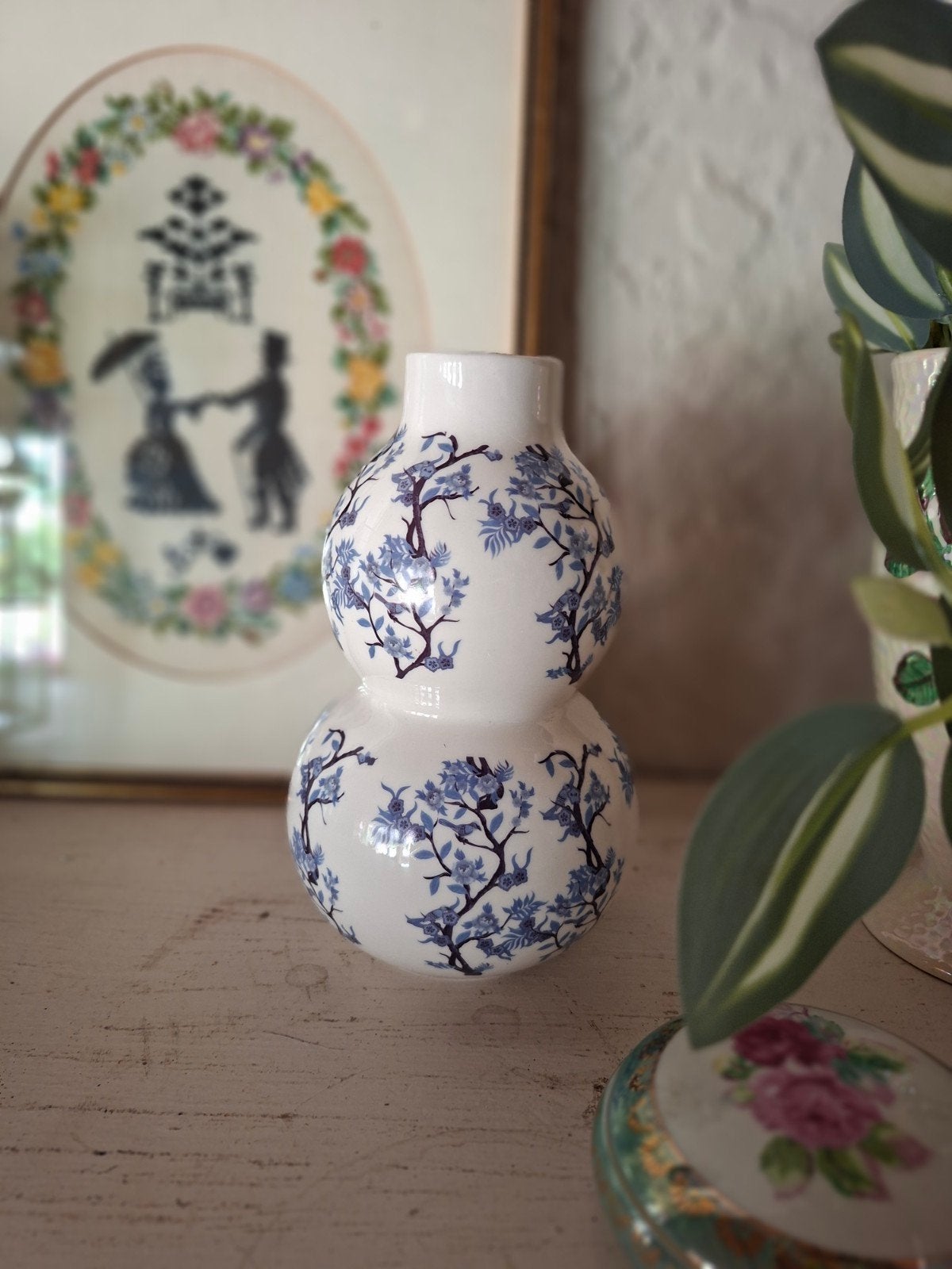 Vintage vaas wit  blauw bloemmotief, Ophalen