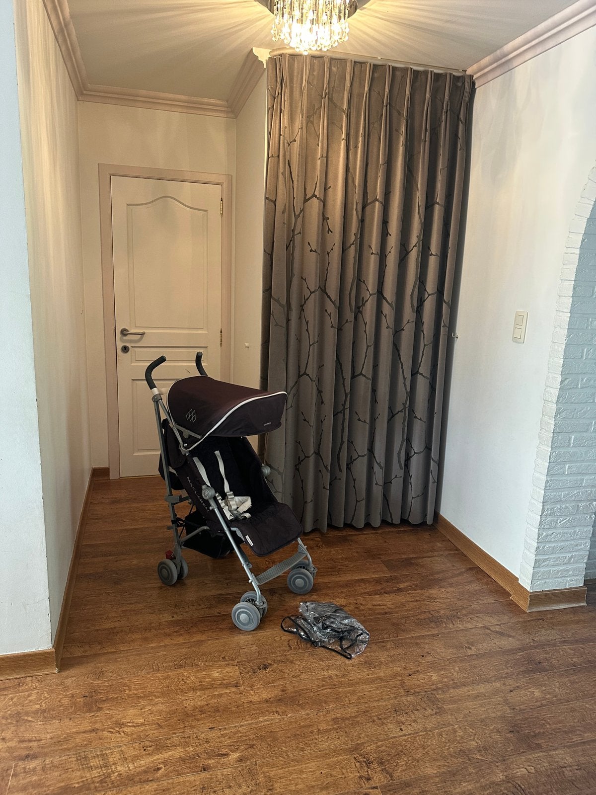 Maclaren Quest buggy met regenhoes, Ophalen, Gebruikt, Maclaren, Regenhoes