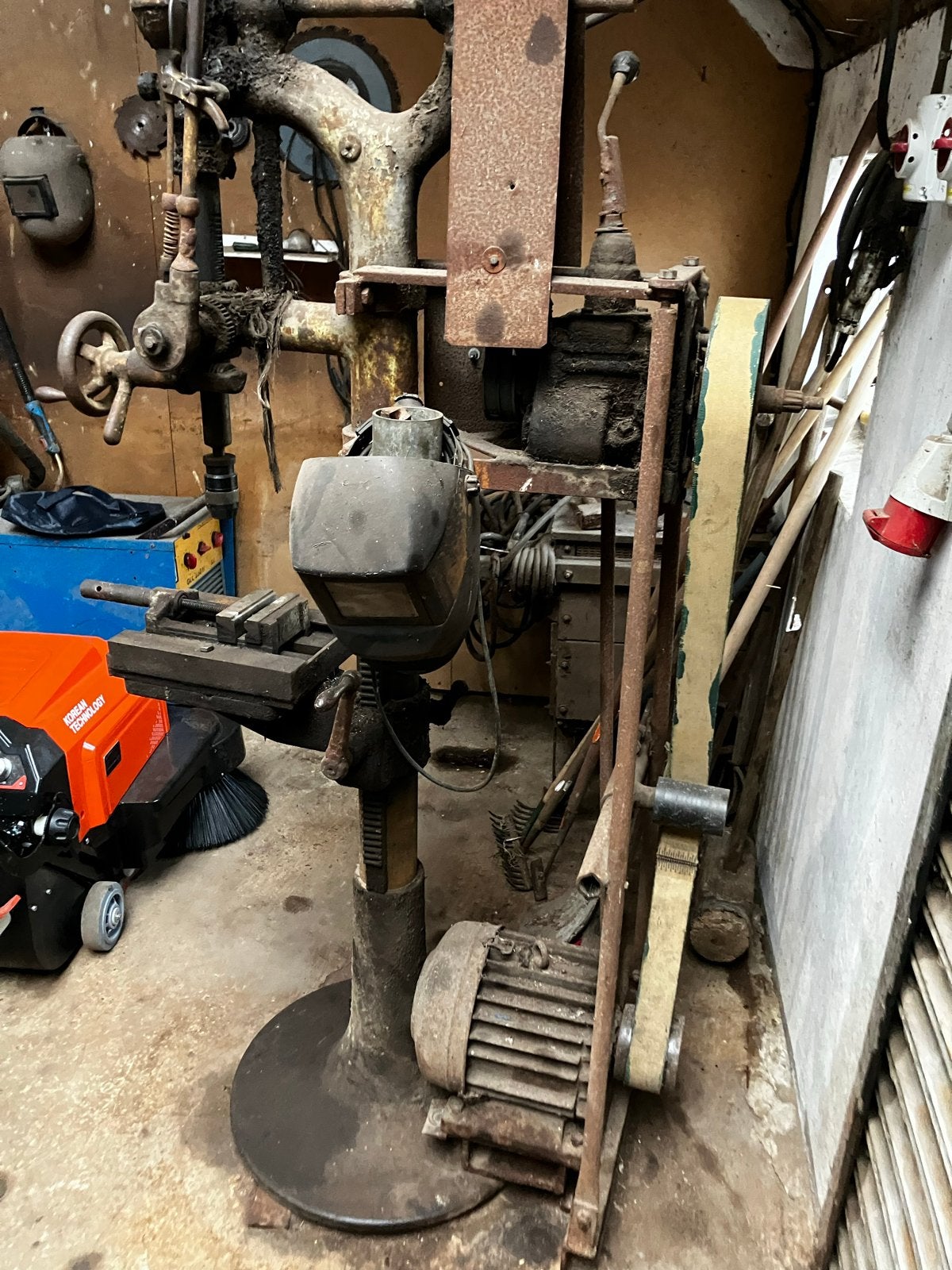 Vintage Kolomboormachine boor kolom kolomboor, Doe-het-zelf en Verbouw, Gereedschap | Boormachines, Ophalen, Gebruikt, 600 watt of meer