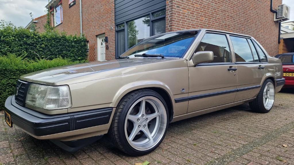 Bijzondere Volvo 940 2.3 IC Polar AUT 1995 Beige, Automaat, 4 cilinders, Particulier, 1600 kg