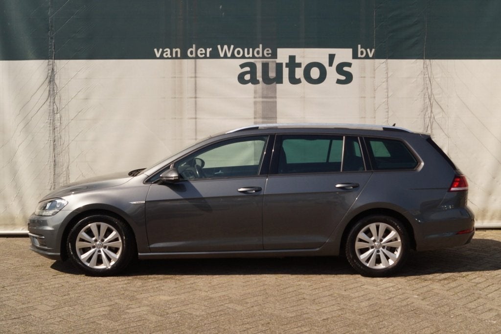 Volkswagen Golf Variant 1.5 TSI 130pk DSG Comfortline Busine, Auto's, Dealer onderhouden, Alcantara, Origineel Nederlands, 690 kg
