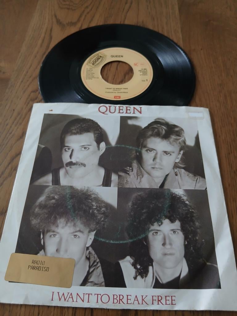 VINYL SINGLE   QUEEN  1984, Overige formaten, 1980 - 1989, Ophalen of Verzenden, Zo goed als nieuw