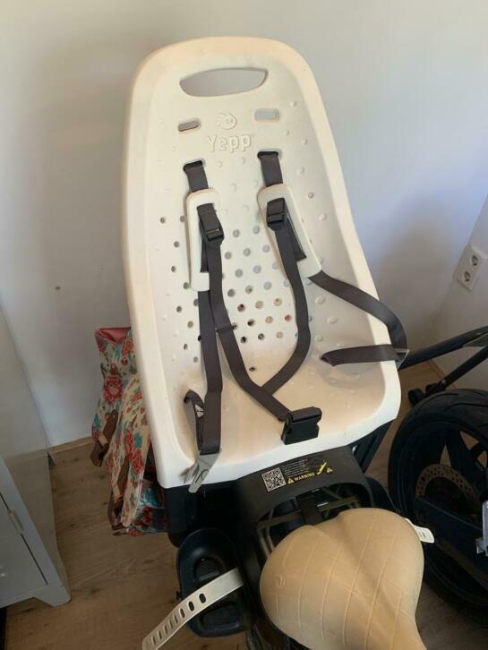 Thule Yepp maxi easyfit achterzitje, Fietsen en Brommers, Fietsaccessoires | Fietsstoeltjes, Ophalen, Gebruikt, Achterzitje