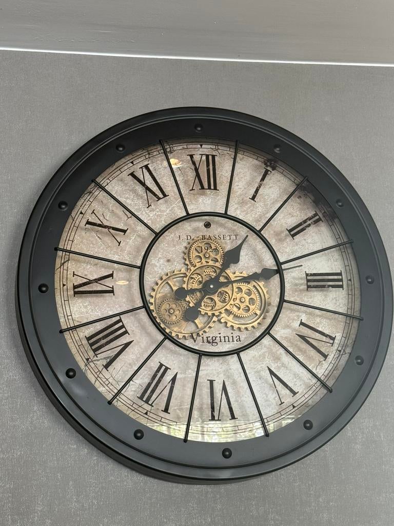 Virginia industrial klok, Huis en Inrichting, Woonaccessoires | Klokken, Ophalen of Verzenden, Zo goed als nieuw, Wandklok