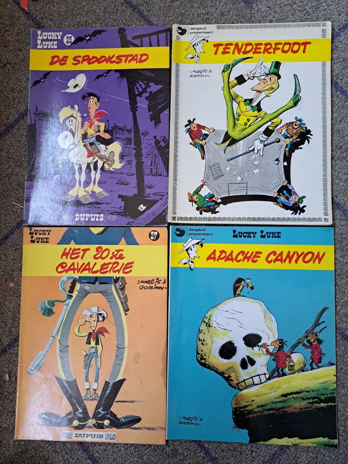Lucky Luke stripboeken collectie - 10 stuks, Meerdere stripboeken, Ophalen of Verzenden, Gelezen