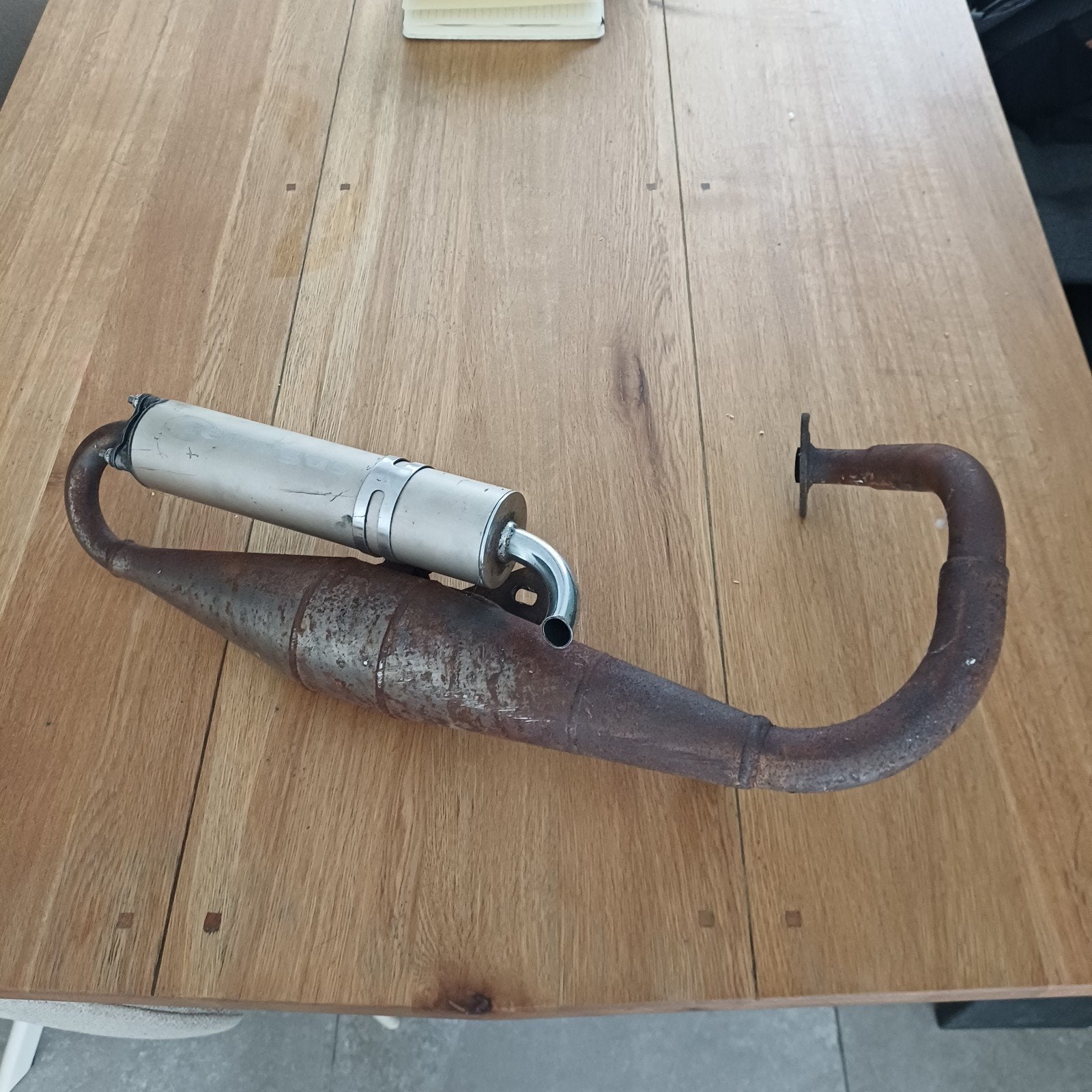 Uitlaat DJ kymco, Ophalen, Gebruikt