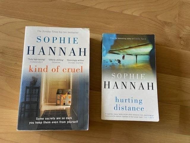 Sophie Hannah - Kind of Cruel - Hurting Distance, Ophalen of Verzenden, Gelezen