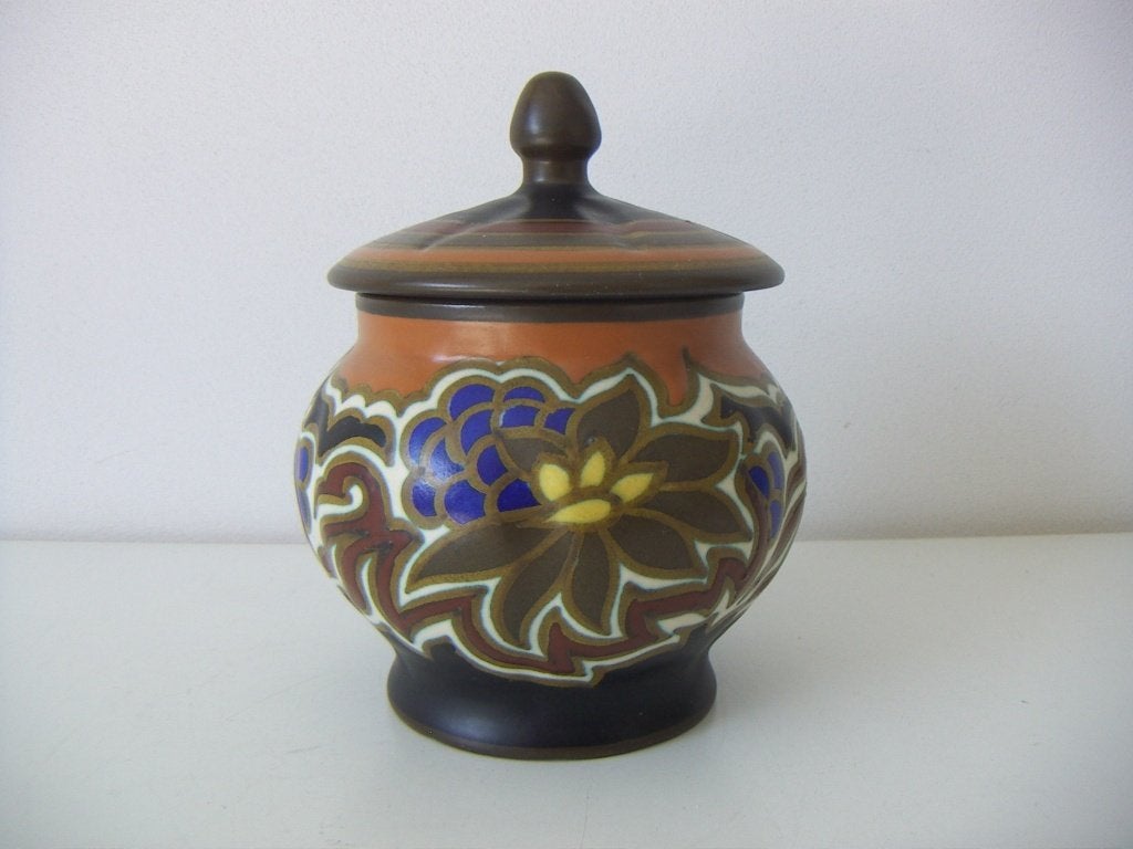 Zuid Holland Gouda plateel keramiek dekselpot jr.1927. Nadro, Antiek en Kunst, Antiek | Vazen, Ophalen of Verzenden