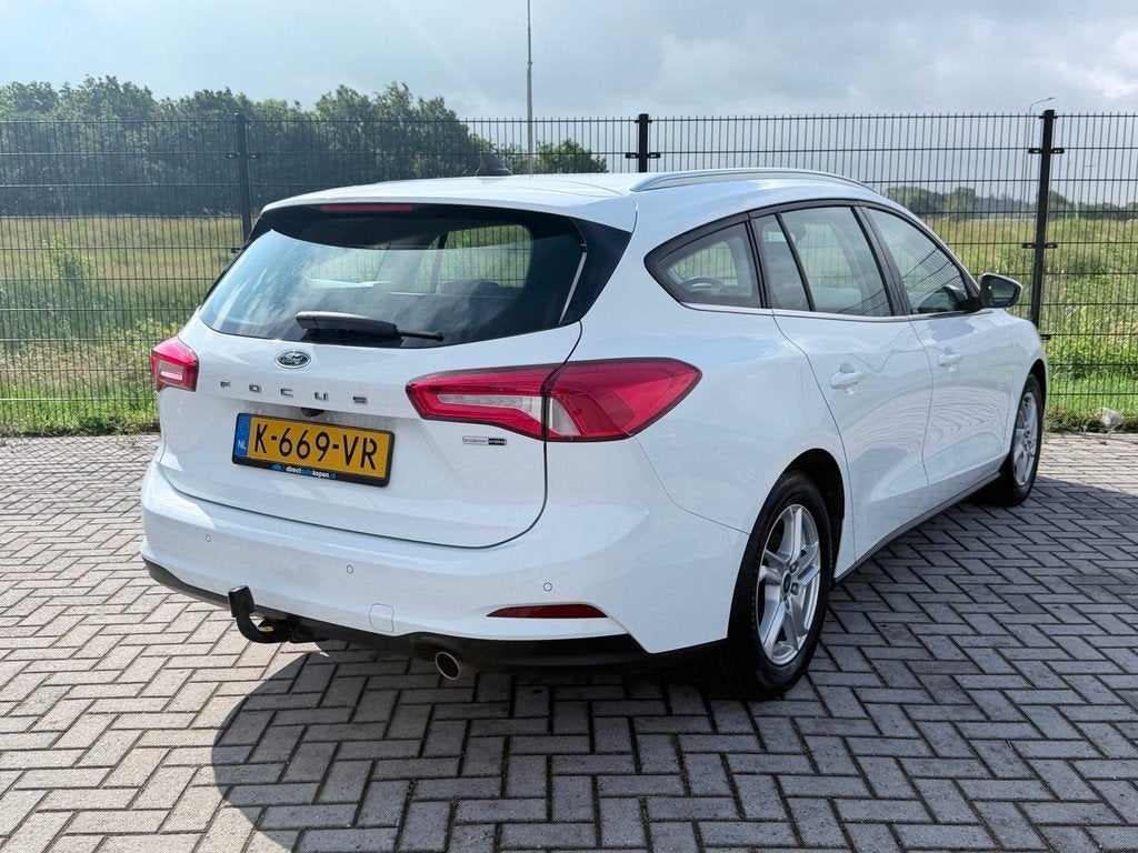 Ford Focus Wagon 1.0 EcoBoost Hybrid Trend Edition Business, Gebruikt, Wit, Origineel Nederlands, Grijs