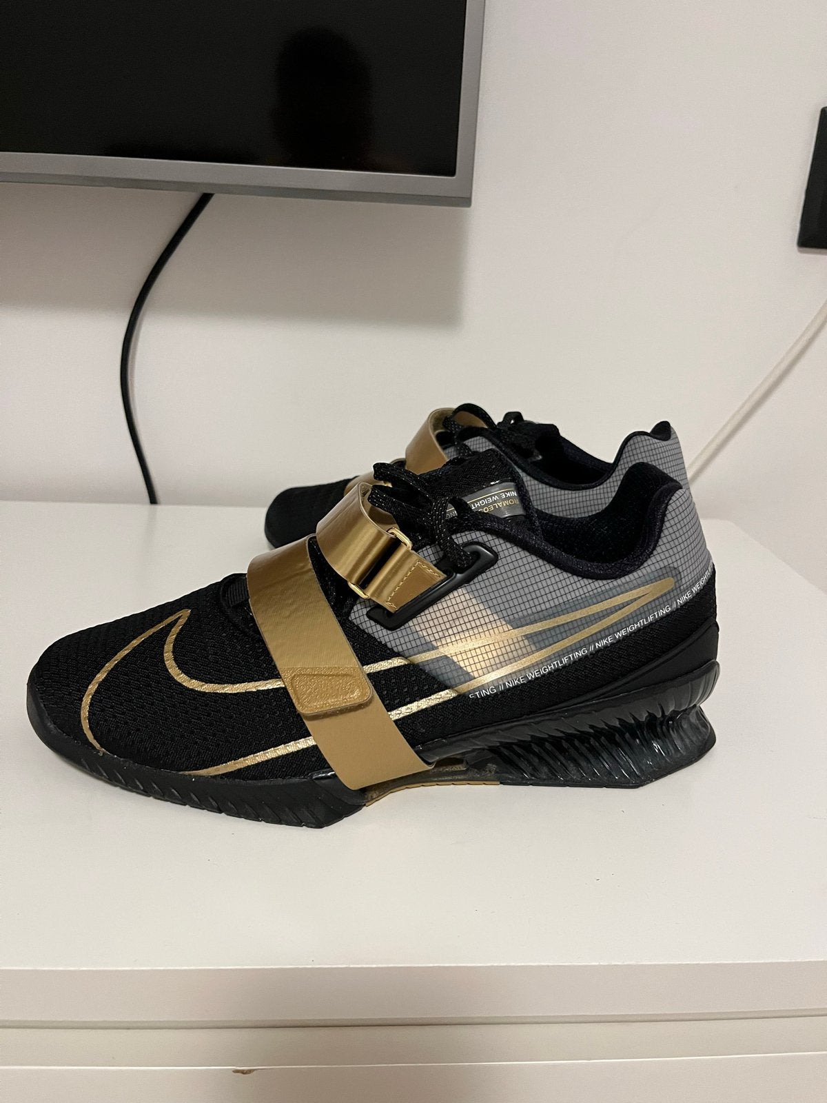 Nike Romaleos 4 - Gewichthefschoenen - Zwart/Goud - Maat 45, Ophalen of Verzenden, Zo goed als nieuw