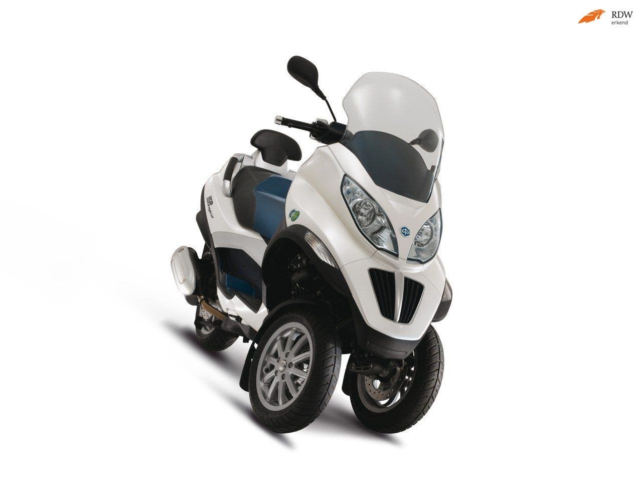 Piaggio Scooter 125 MP3 hybride hybride accu defect!, Motoren, Motoren | Piaggio, Bedrijf, Toermotor, 11 kW of minder, 124 cc