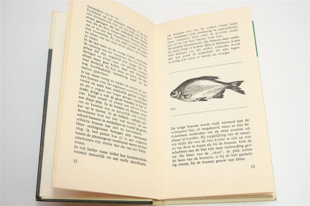 Vang Brasem [1969] — Bibliotheek voor de Sportvisser, Ophalen of Verzenden, Gelezen, Watersport en Hengelsport