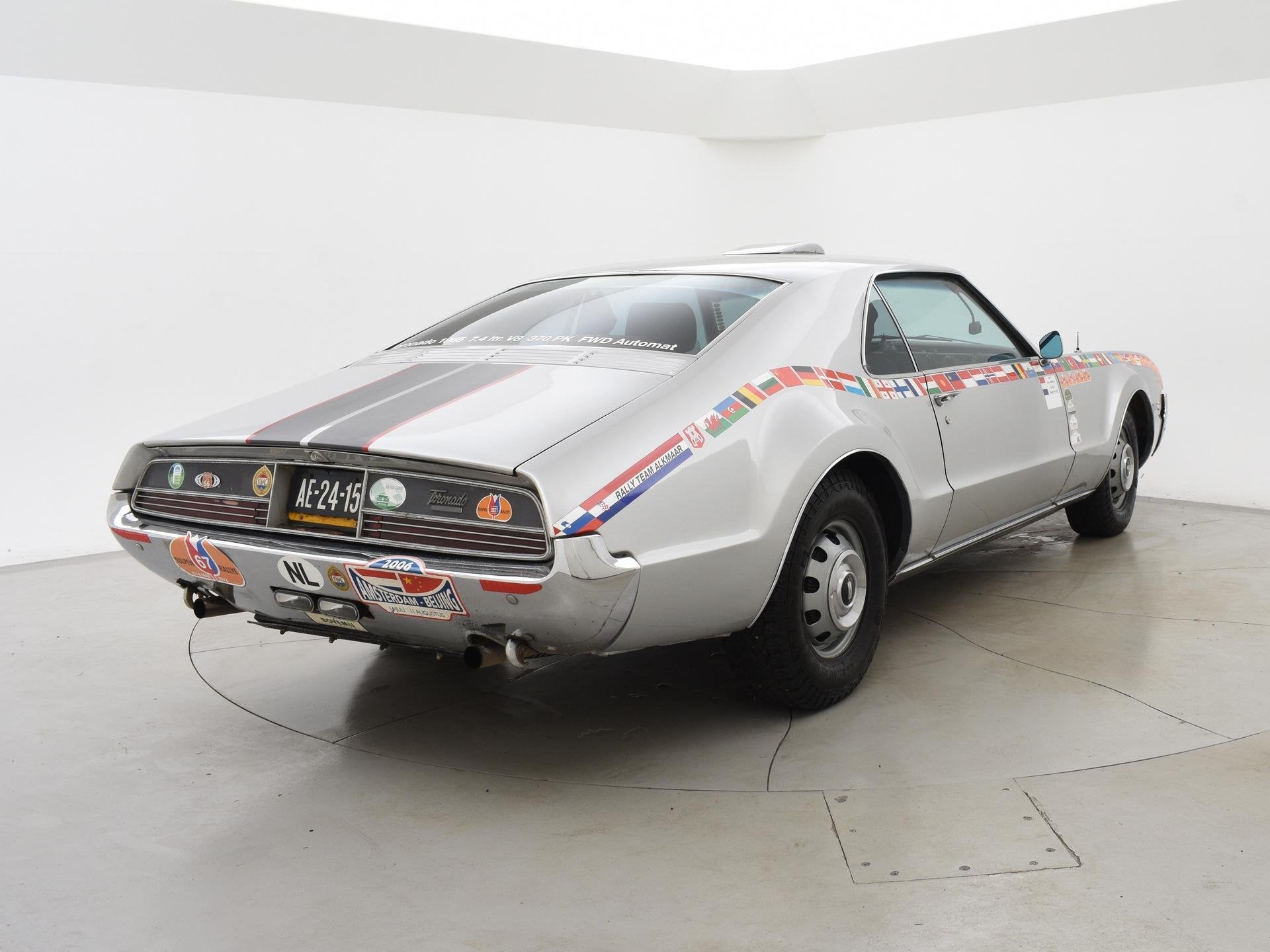 Oldsmobile Toronado 7.4 V8 370 PK RALLY KLAAR | OPBRENGST GO, Auto's, Oldsmobile, Stof, Gebruikt, 8 cilinders, 2120 kg