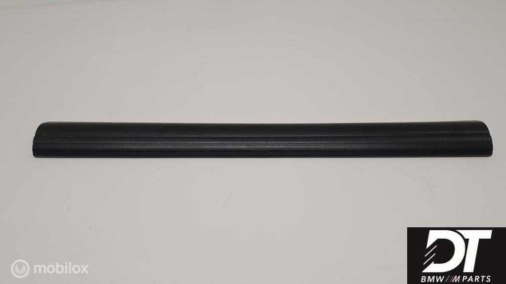 Instaplijst zwart BMW 5-serie E39 ('95-'03) 51478204004, Gebruikt, Ophalen of Verzenden, BMW, BMW