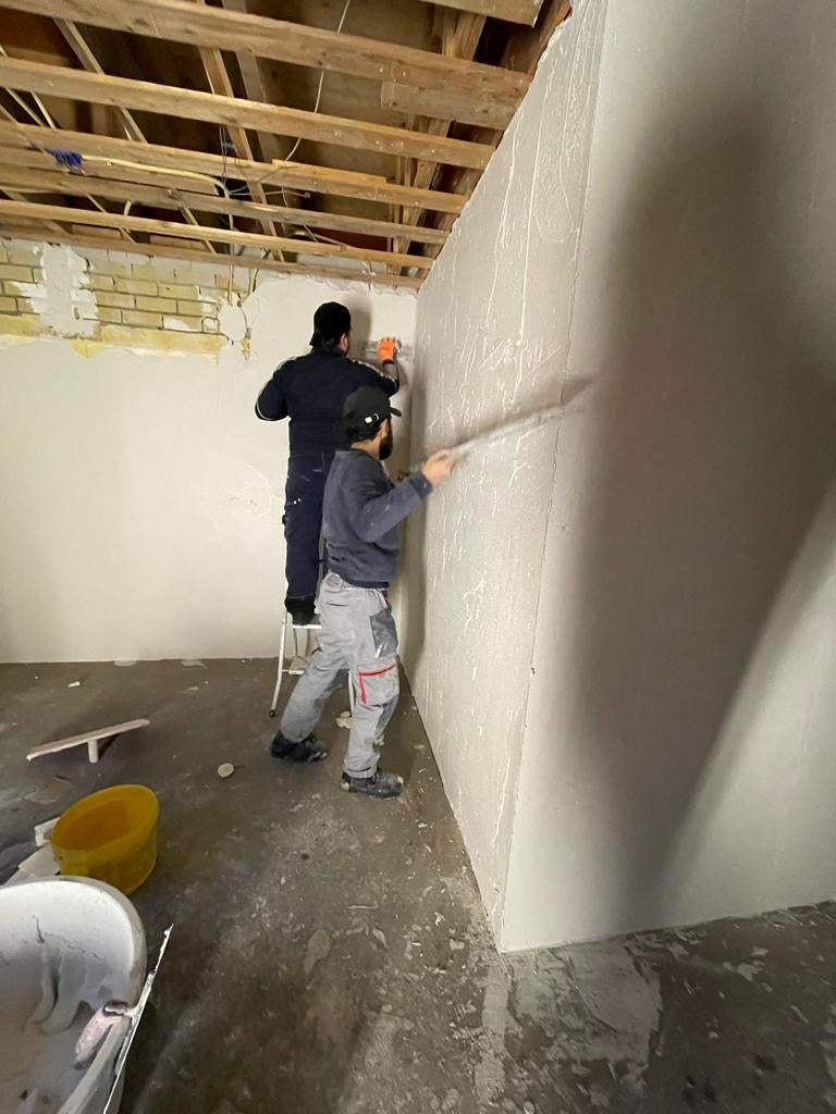 STUKADOOR en SCHILDER ! Snelle reactie  beste kwaliteit, Diensten en Vakmensen, Schilders en Behangers, Garantie, Behangen