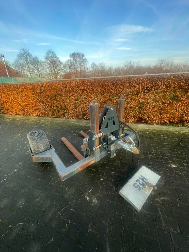 Geens knikmops ,palletwagen .shovel giant weidemann schaffer, Ophalen