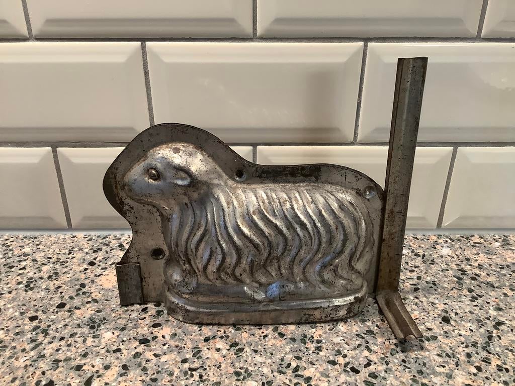 🐑🌷 GROTE brocante chocoladevorm botermal schaap/lam, Antiek en Kunst, Ophalen of Verzenden