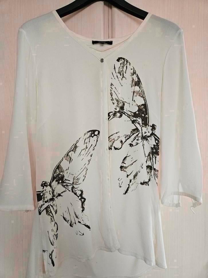 Mooie offwhite blouse maat 40, Ophalen of Verzenden, Zo goed als nieuw