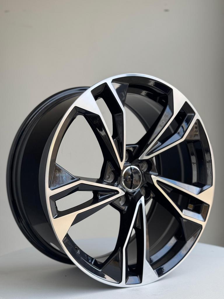 5x112  18 inch AUDI RS6 RS7 SQ7 SQ8 LOOK SPORTVELGEN!, Auto-onderdelen, Banden en Velgen, 18 inch, Velg(en), W, R