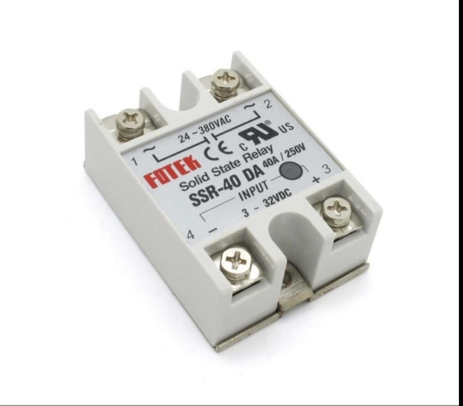 Relais 12v 230V, Caravans en Kamperen, Ophalen of Verzenden, Nieuw