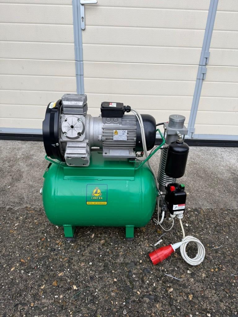 Mr Dental l Larfon l Compressor 3 cilinder l Tandarts, Diversen, Ophalen of Verzenden, Gebruikt