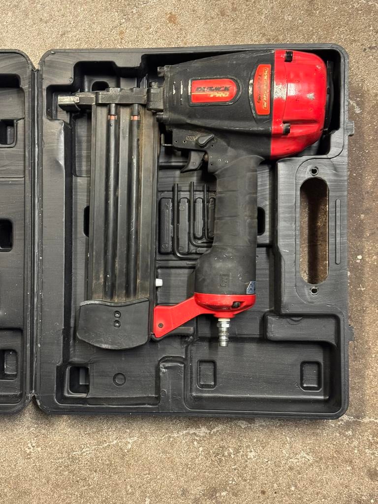 Dutack Pro T2264MG Tacker – Professionele kwaliteit, Ophalen of Verzenden, Gebruikt