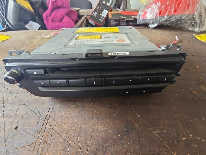 Navigatie Module van een BMW 1-Serie, 3 maanden garantie, Gebruikt, BMW