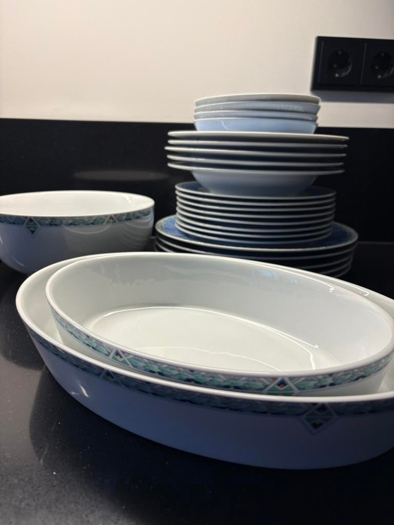 AH Arzberg Merison servies onderdelen blauwe rand, Ophalen of Verzenden, Zo goed als nieuw, Overige stijlen, Porselein