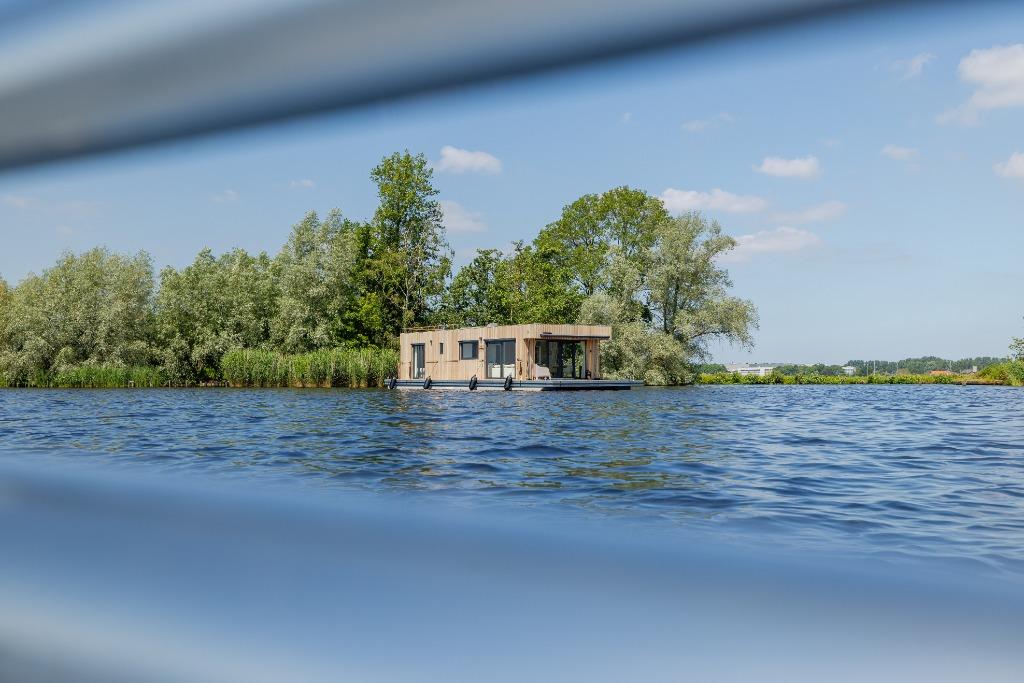 Nieuw te bouwen houseboat met ligplaats in Amsterdam 10-15 m, 55 m², 3 kamers, Verkoop zonder makelaar, Amsterdam