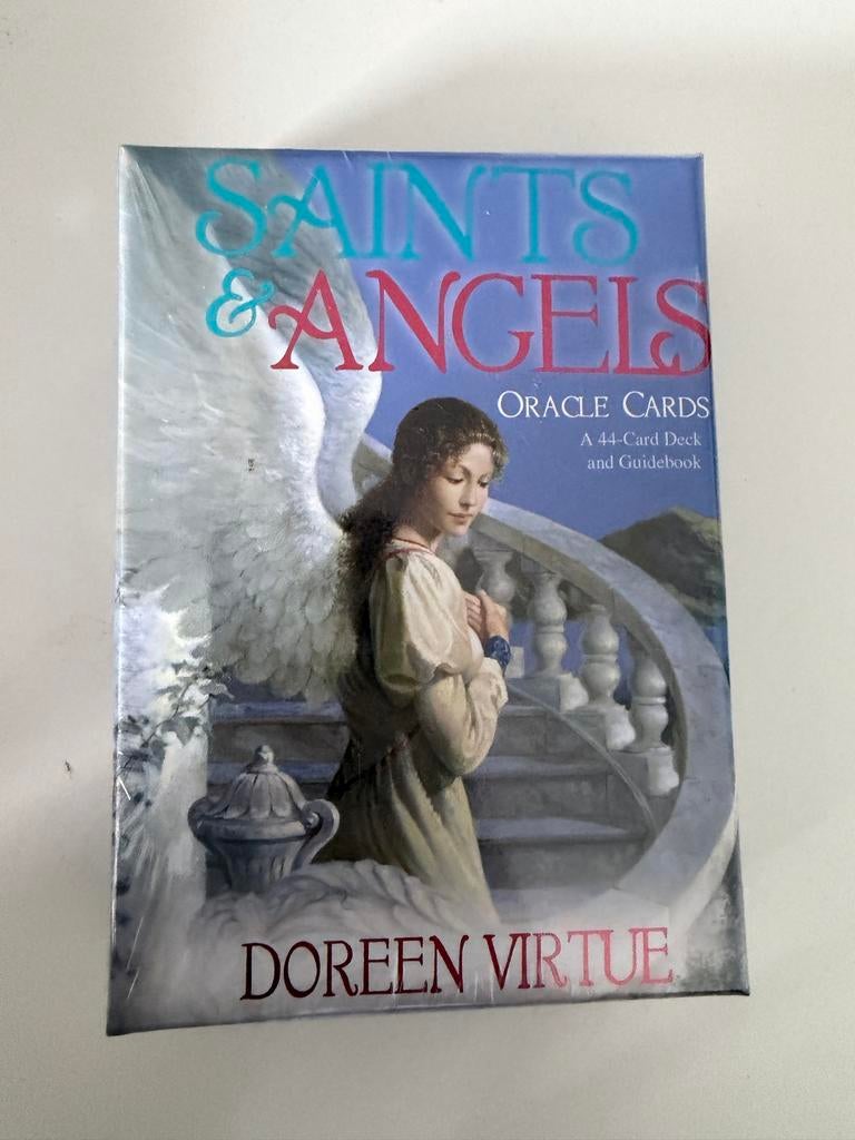Saints & Angels Oracle Cards - Doreen Virtue - NIEUW -, Ophalen of Verzenden, Nieuw, Spiritualiteit algemeen
