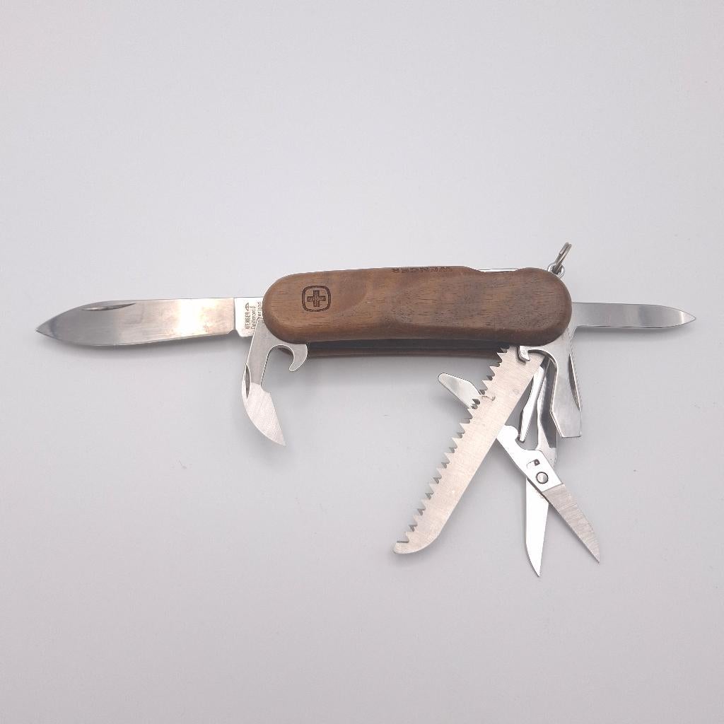 Wenger EvoWood 17 Zwitsers zakmes, Caravans en Kamperen, Kampeergereedschap, Ophalen of Verzenden, Zo goed als nieuw