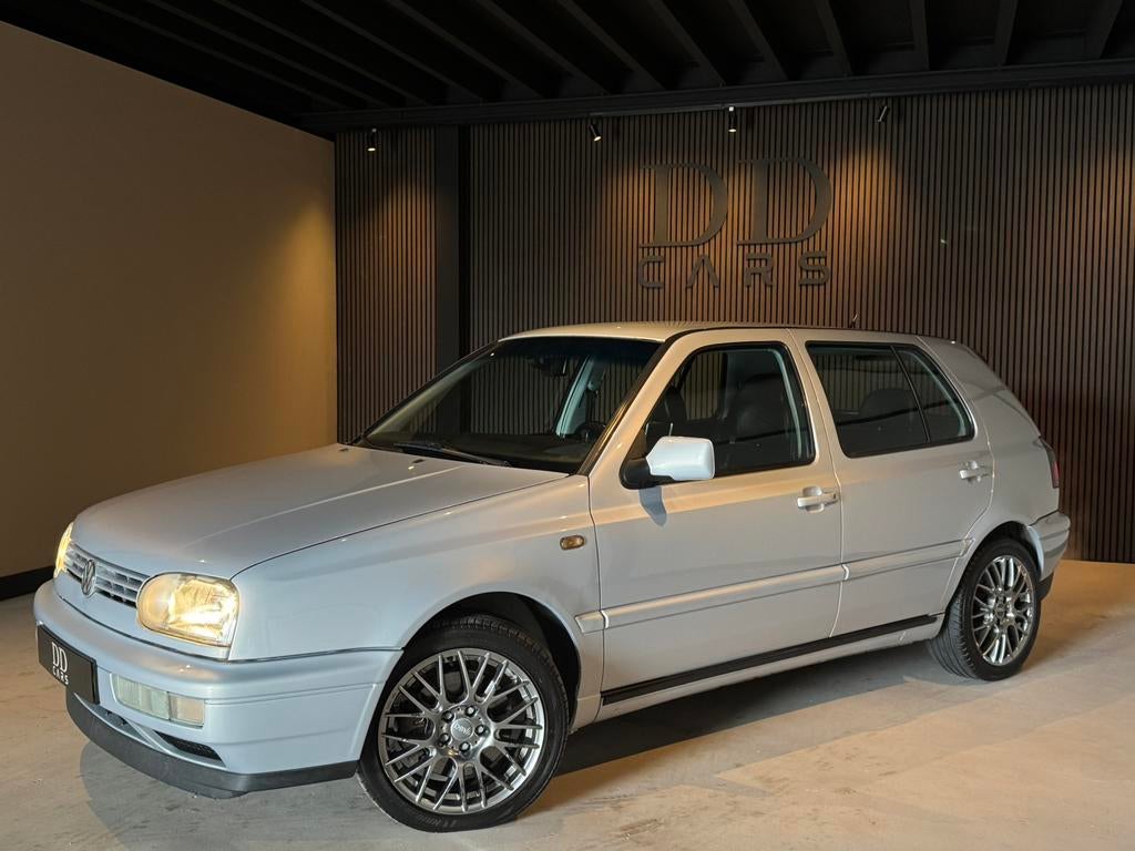 Volkswagen Golf VR6 2.9 Syncro | Leder | Climate | 4 Wheel |, Auto's, Stoelverwarming, Zwart, 190 pk, Leder