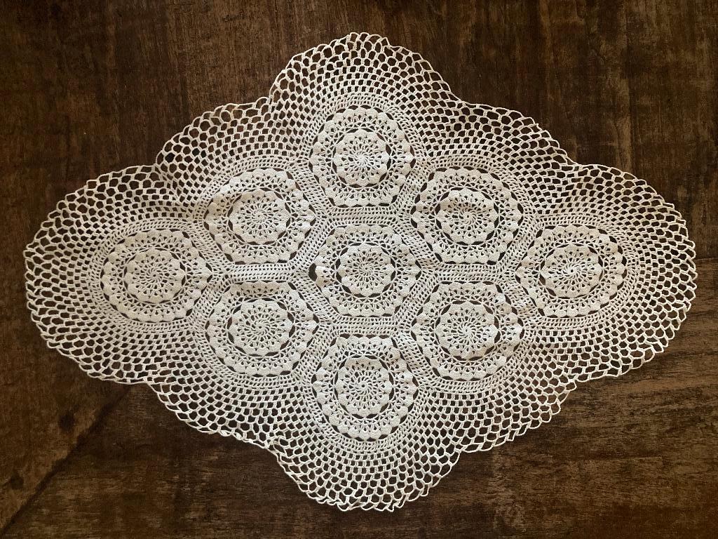 Brocante/vintage ovaal gehaakt kleedje, Ophalen of Verzenden