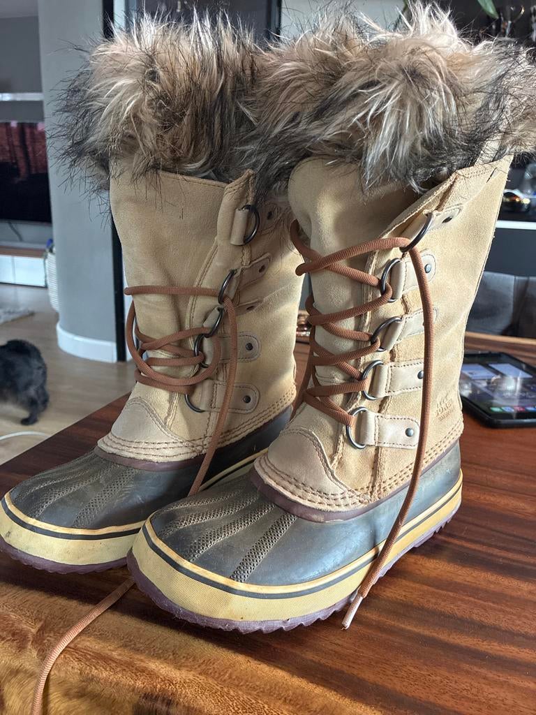 Sorel sneeuwschoenen snowboots, Ophalen, Zo goed als nieuw, Maat 38/40 (M), Overige typen
