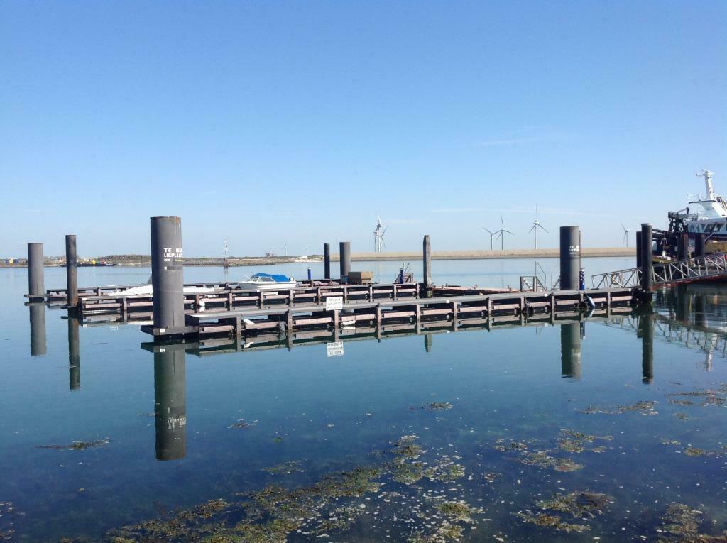 ligplaatsen in Zeeland nabij binnenzijde Roompotsluis 110 €, Herfst, Buiten