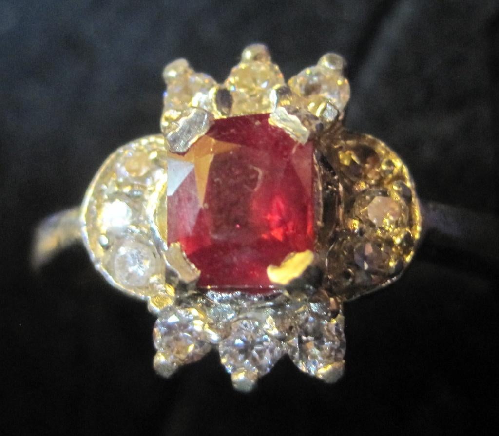 Design zilver ring met %100 natuurlijke robijn, Ophalen, Zo goed als nieuw, 17 tot 18, Met edelsteen