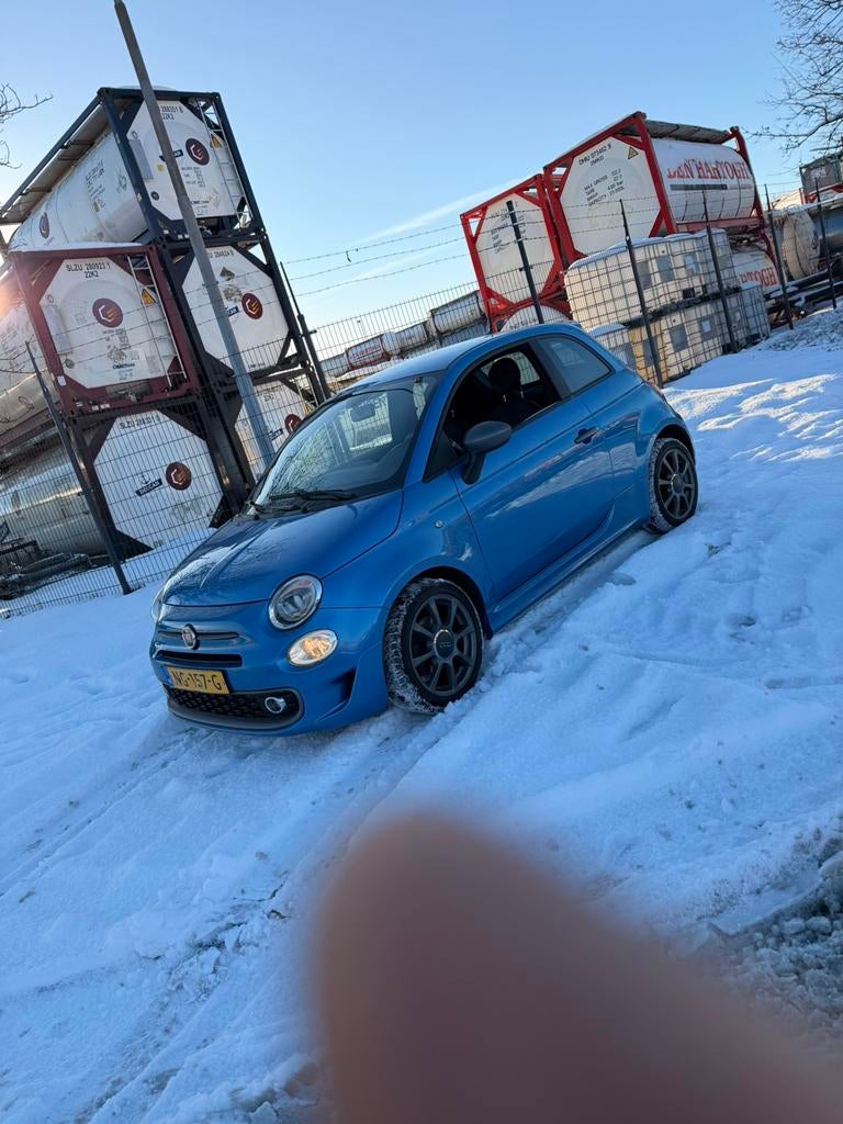 Fiat 500 Twinair Turbo 105pk 2017 Blauw, Auto's, Voorwielaandrijving, 31 €/maand, Origineel Nederlands, Handgeschakeld