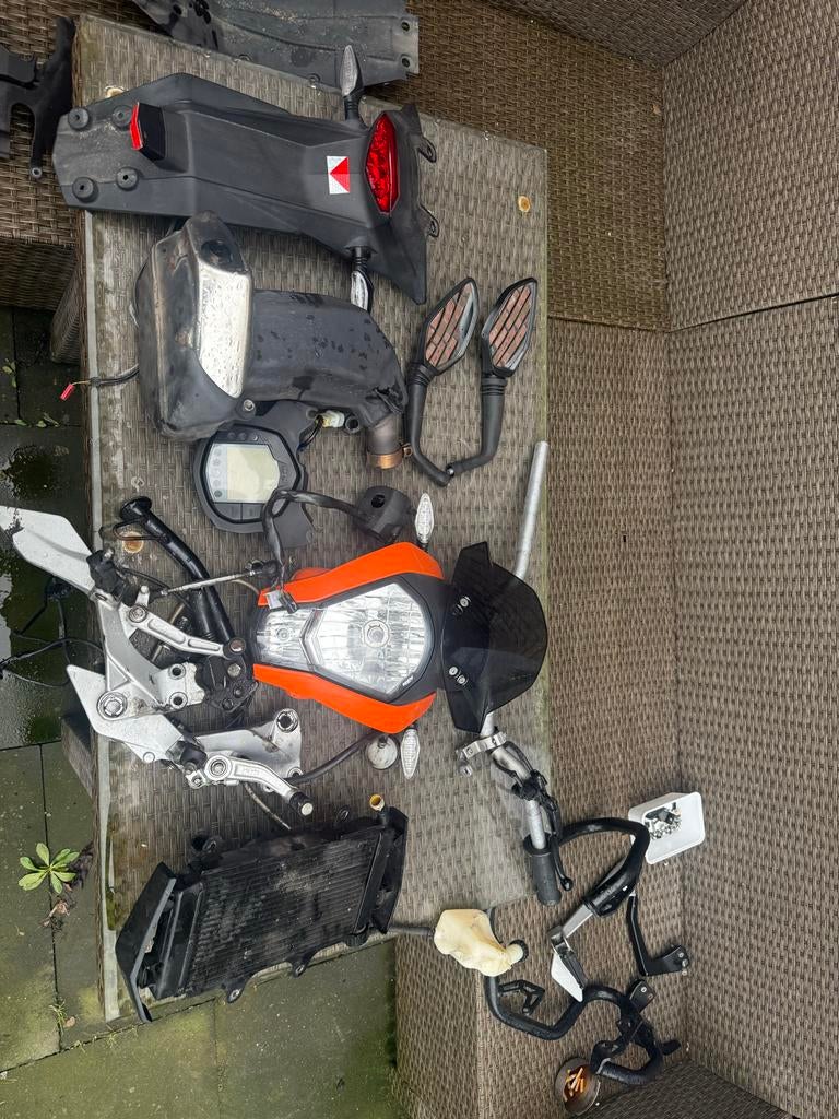 KTM duke 125 cc Onderdelen - Zie Foto's!, Motoren, Onderdelen | Merk-onafhankelijk, Gebruikt, Ophalen
