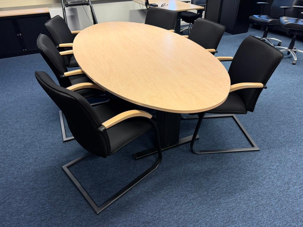 Vergadertafel met 6 luxe stoelen, Ophalen of Verzenden, Zo goed als nieuw