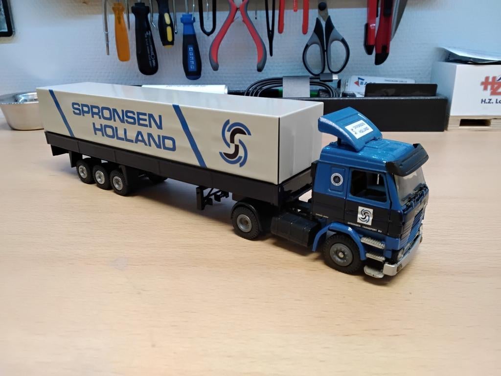 Tekno Scania, Hobby en Vrije tijd, Modelauto's | 1:50, Ophalen of Verzenden, Zo goed als nieuw, Bus of Vrachtwagen, Tekno