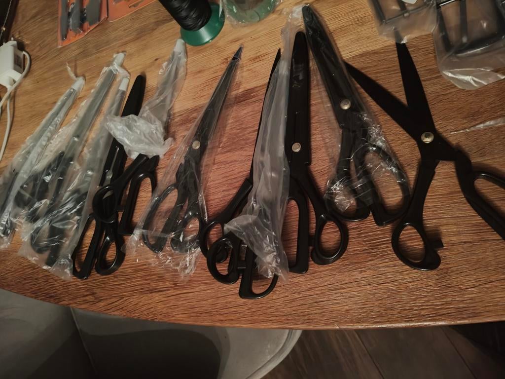 Professionele naaischaar, riemclips,onderdelen voor de naaim, Ophalen of Verzenden, Garen of Naald(en)