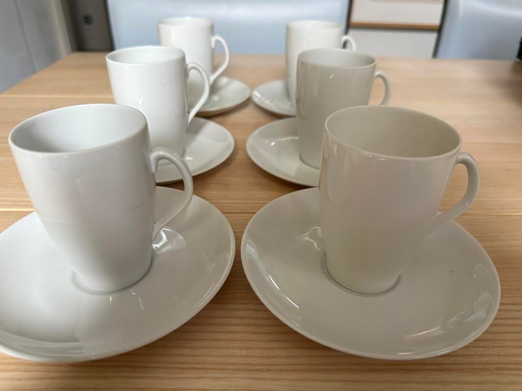 6 kop en schotels van Mosa, Noblesse, Edmond Bellefroid 1957, Ophalen of Verzenden, Zo goed als nieuw, Effen, Kop(pen) en/of Schotel(s)