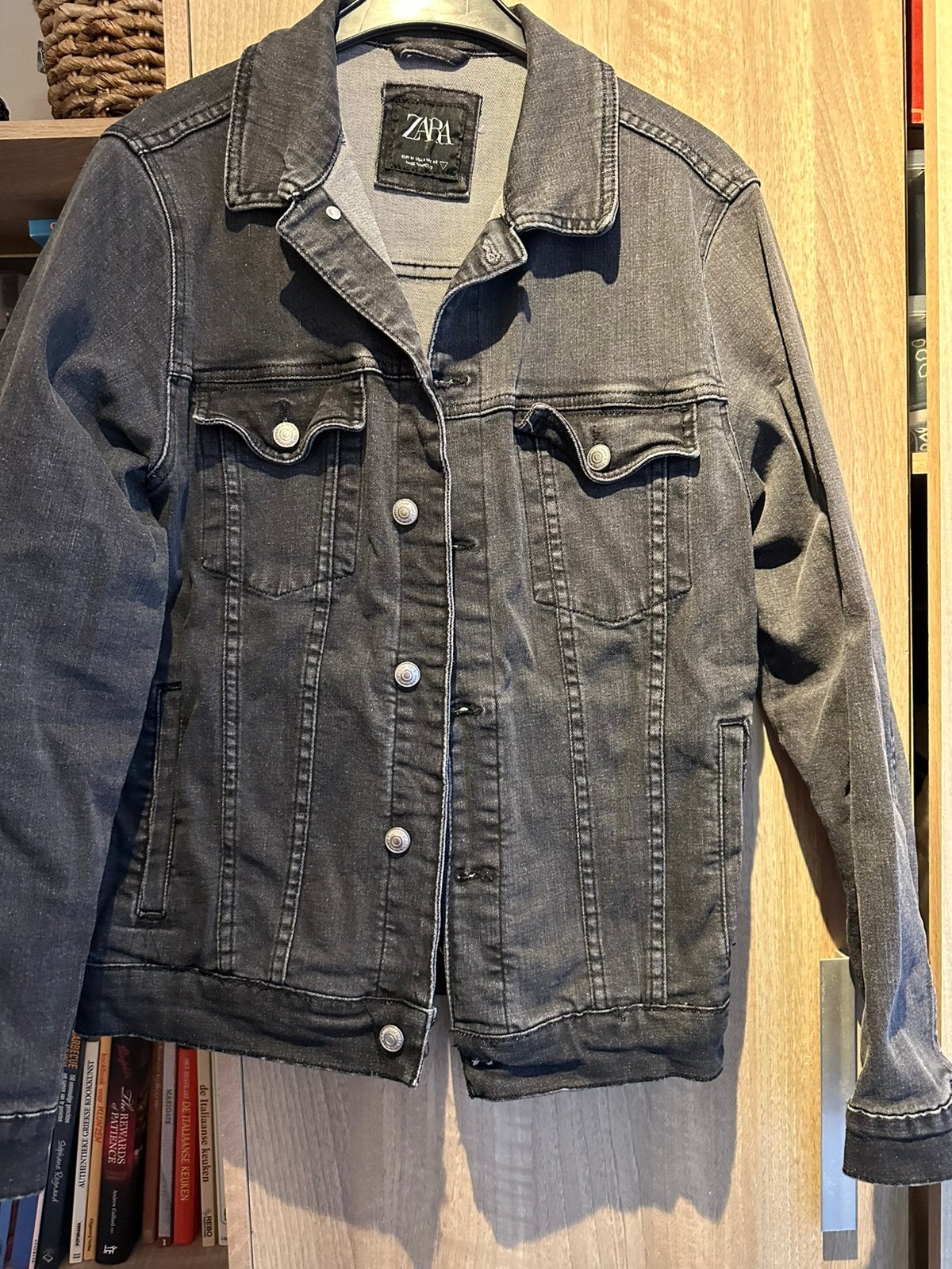 Zara spijkerjas M, Ophalen of Verzenden, Gedragen, Maat 48/50 (M), Zwart