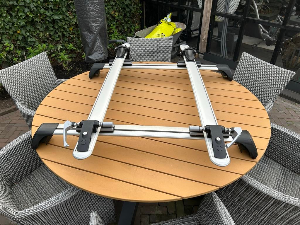 Dakdragers en dakfietsendrager whispbar yakima voor kia niro, Auto diversen, Dakdragers, Ophalen, Zo goed als nieuw