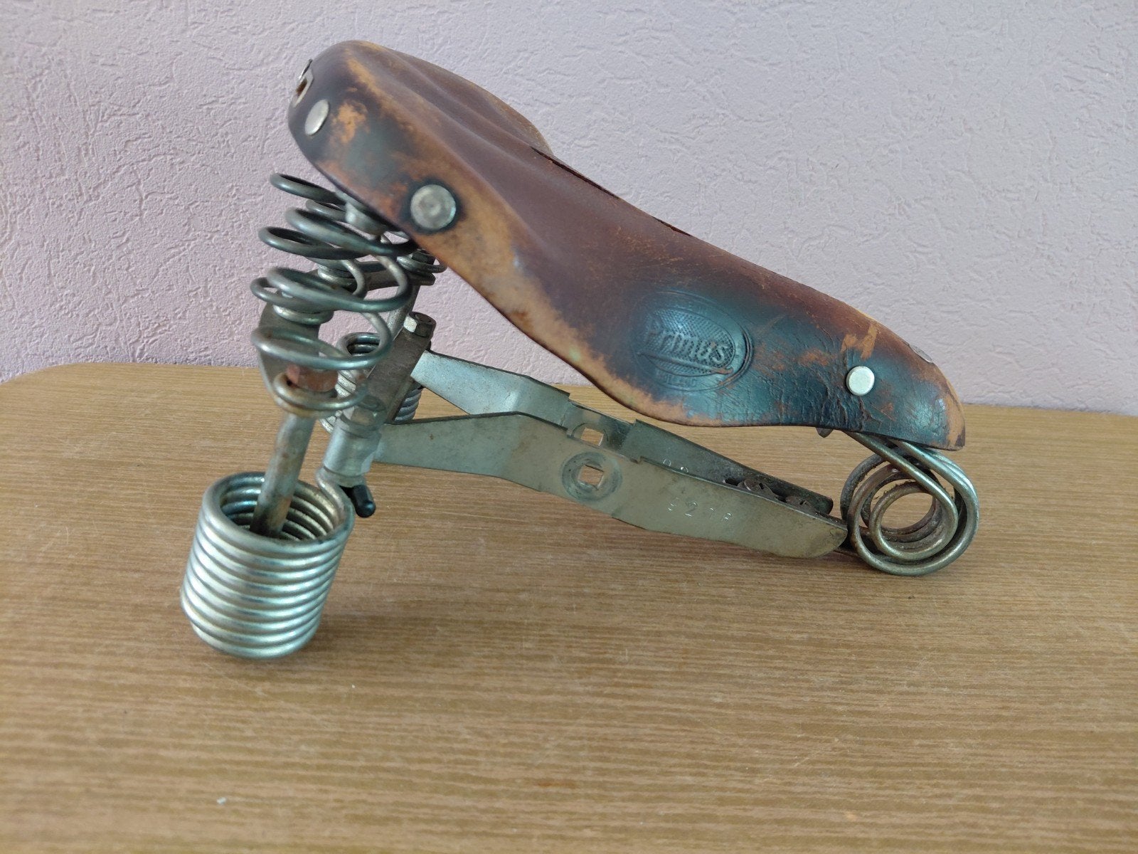 Vintage Primus Leren Fietszadel met Veren, Fietsen en Brommers, Ophalen of Verzenden, Zadel, Leer