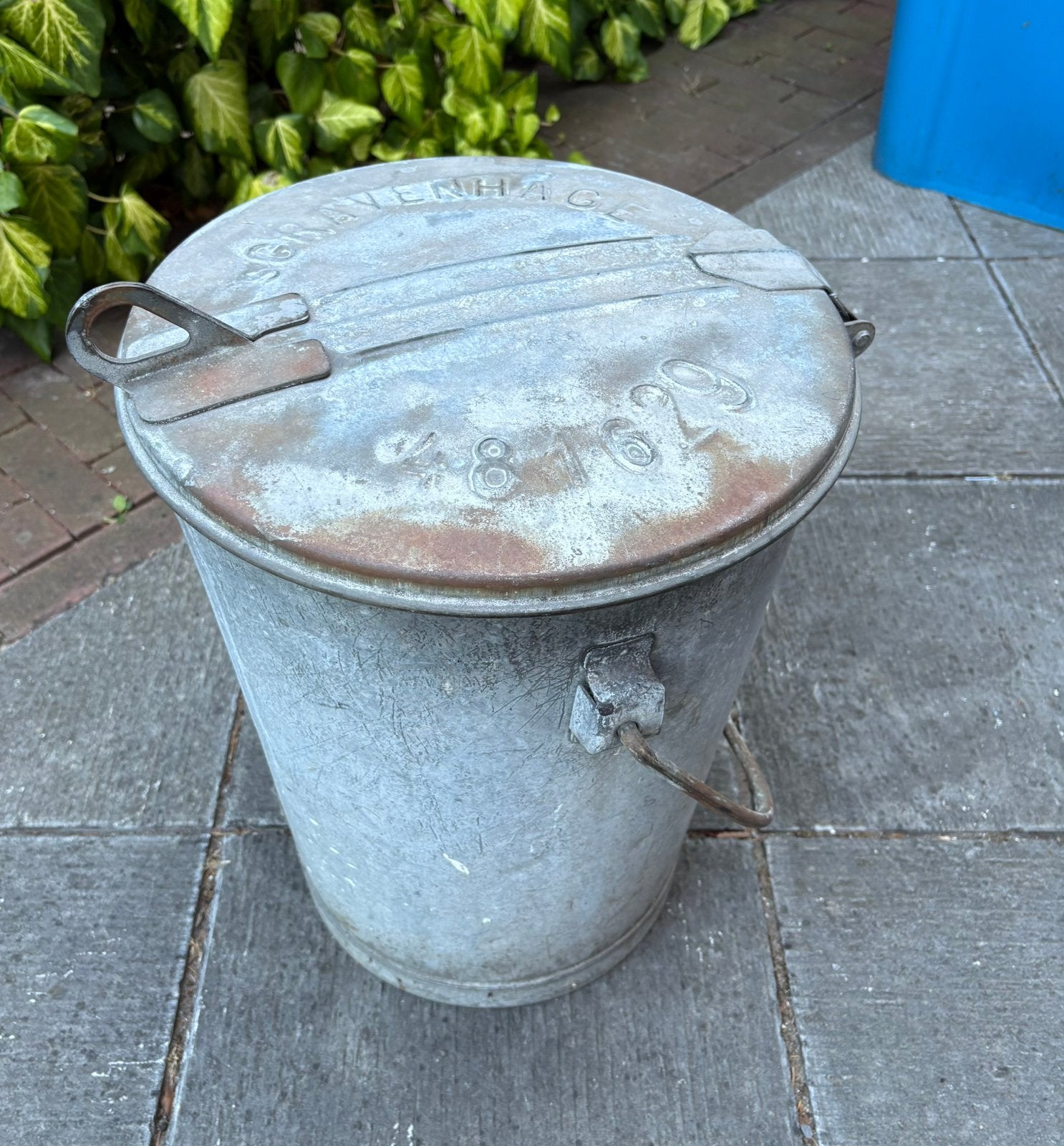 Oude vuilnisbak ‘s-Gravenhage, Antiek en Kunst, Curiosa en Brocante, Ophalen