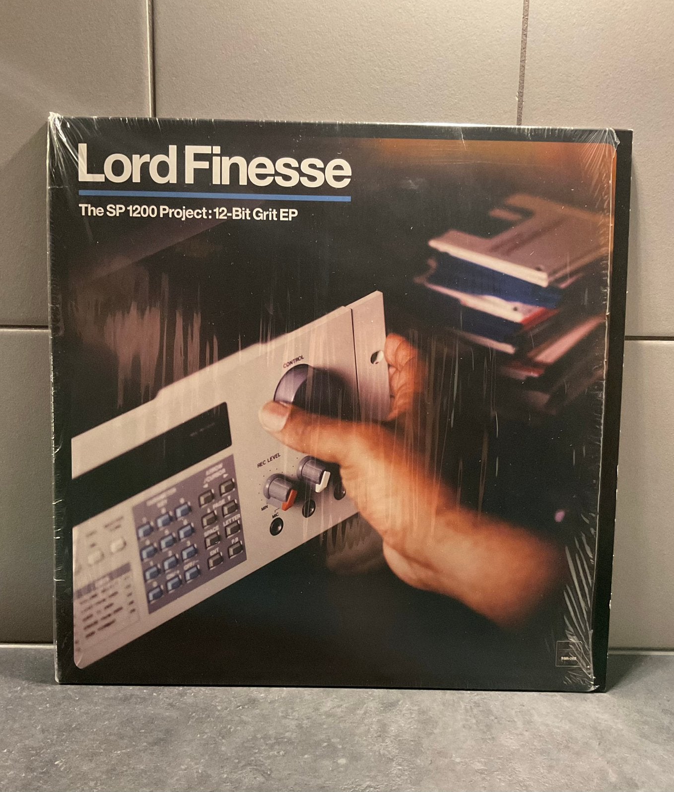 Lord Finesse - The SP 1200 Project: 12-Bit Grit EP, Fotohoes, Ophalen of Verzenden, Zo goed als nieuw, 12 inch