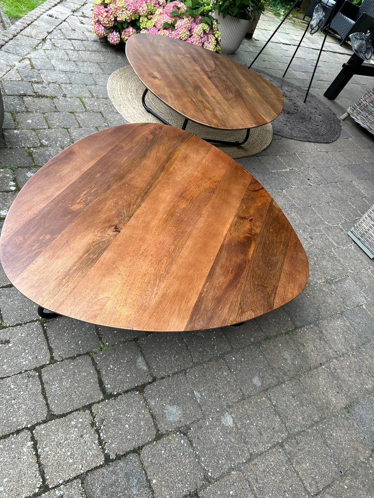 2 mahonie houten salontafels, Huis en Inrichting, Tafels | Salontafels, Ophalen, Japandi, 50 tot 100 cm, Zo goed als nieuw