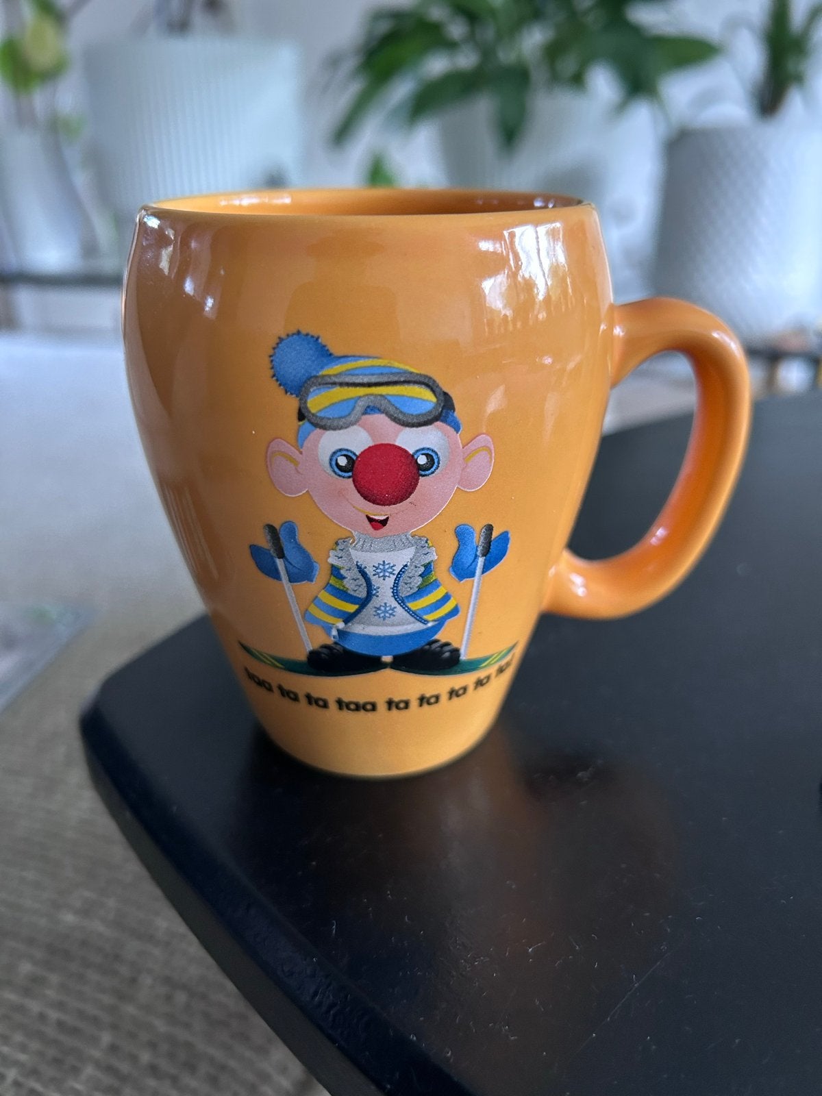 Chocomel Mok - Skiër Editie ski poppetje, Overige typen, Ophalen of Verzenden, Zo goed als nieuw, Steen/keramiek